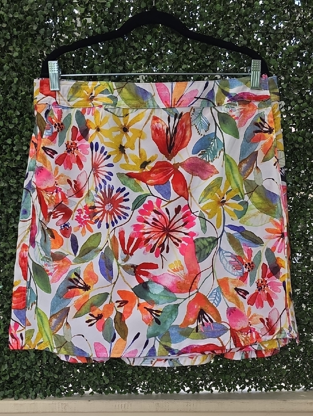 ​ RipSkirt Hawaii Women’s Multicolor Floral Active Skirt - ​🌸 - Picture 2 of 8
